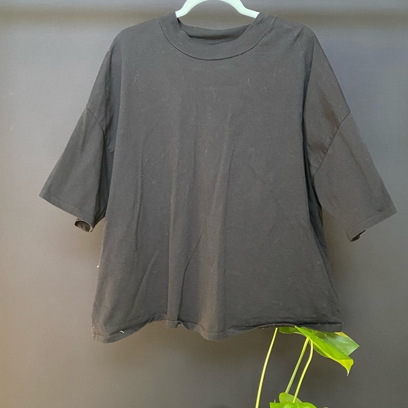 Boxy Tshirt with High Neck - Picture 3 of 3